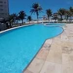 Apto temporada com vista para o mar